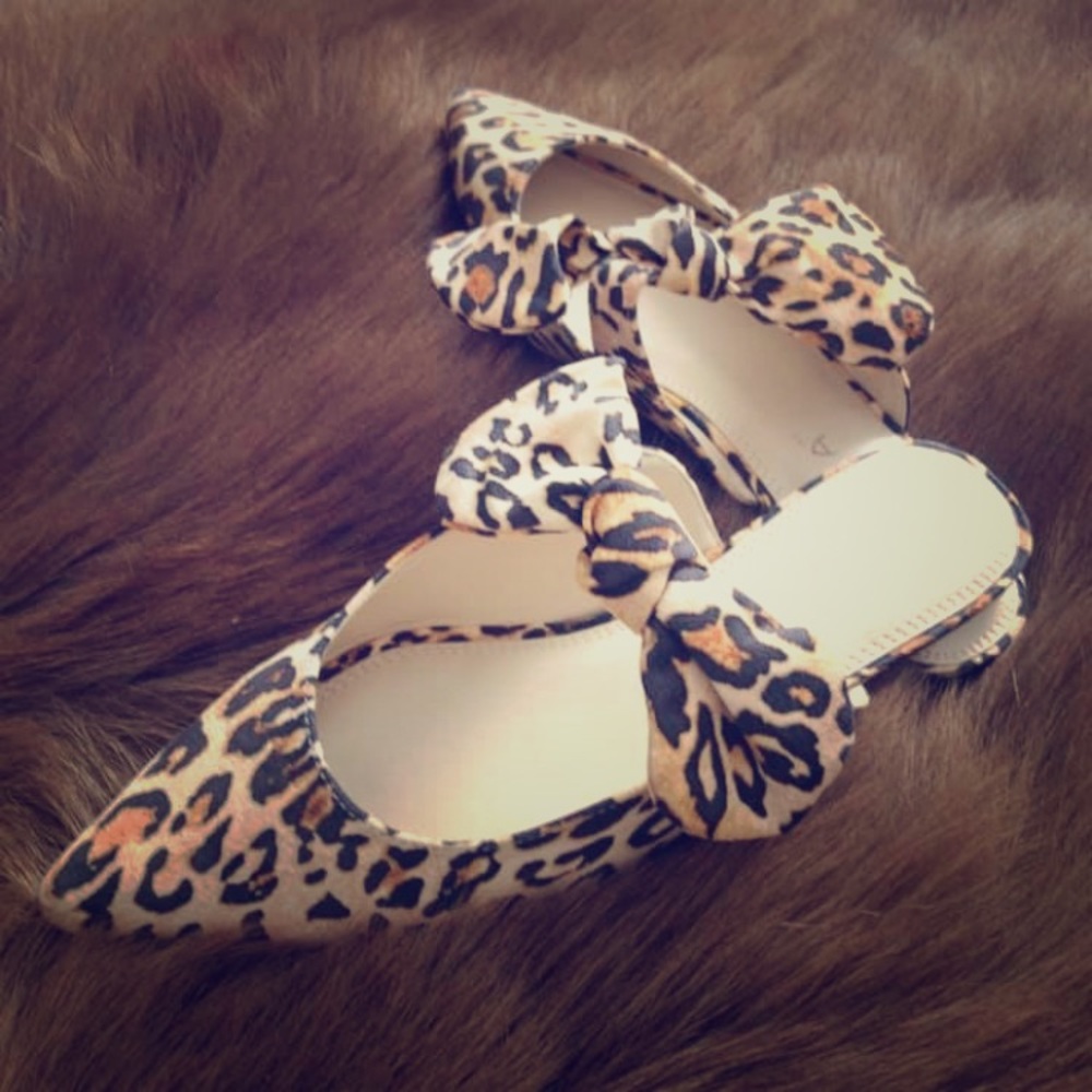 Leopard slides... multiple sizes available